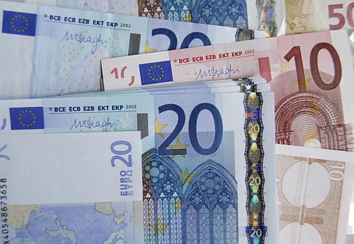 Στα €1.349 ο μέσος μισθός το 2025 - Το εμπόριο ο μεγαλύτερος εργοδότης, ποια είναι η πιο δημοφιλής ειδικότητα