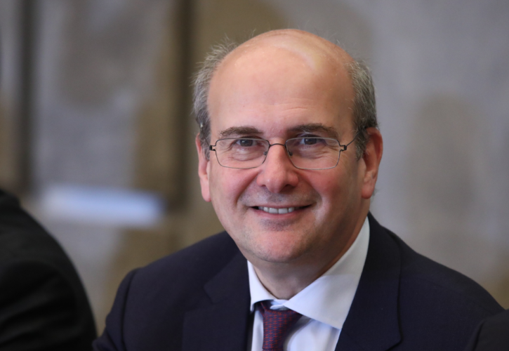 Χατζηδάκης: Η κυβέρνηση εξαντλεί τα περιθώρια στήριξης για πολίτες και επιχειρήσεις