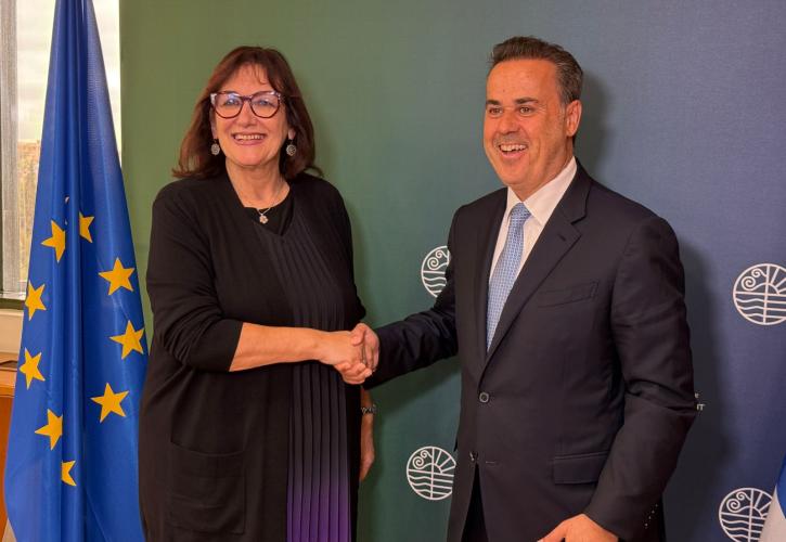 Συνάντηση Παπασταύρου με Ευρωπαία Επίτροπο Μεσογείου - Τι συζήτησαν