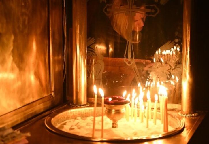 Τα έθιμα του Πάσχα στα Δωδεκάνησα και τις Κυκλάδες