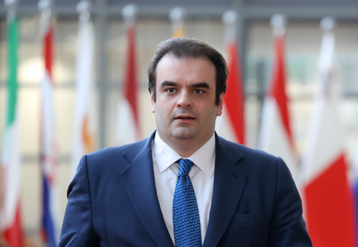 Πιερρακάκης: Σε τροχιά ανάπτυξης η Ελλάδα - Θα απορροφήσουμε το σοκ της κρίσης στη Μέση Ανατολή