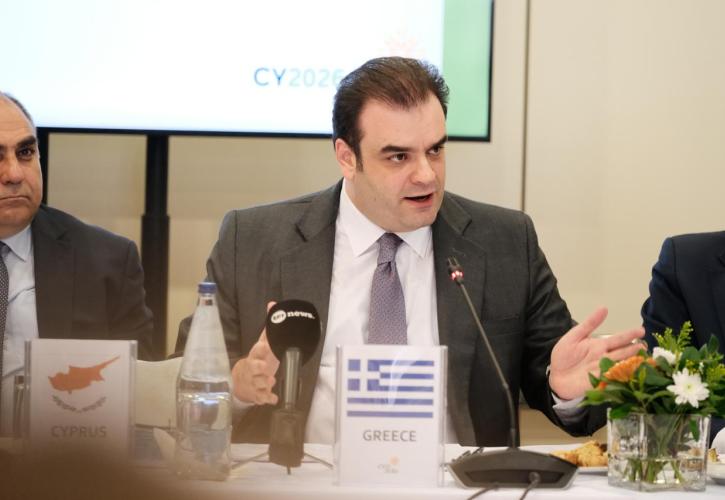 Πιερρακάκης: «Το πλεόνασμα θα είναι πάνω από τον στόχο - Ο επιπλέον δημοσιονομικός χώρος θα επιστρέψει στους πολίτες»