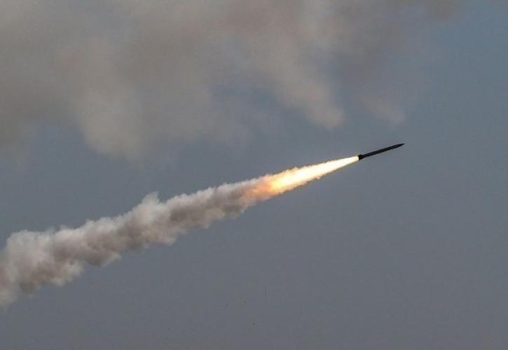 Λίβανος: Η Χεζμπολάχ ανακοίνωσε ότι εκτόξευσε πύραυλο κρουζ με στόχο ισραηλινό πλοίο