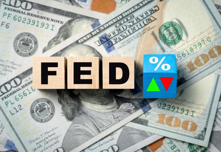 Επιτόκια Fed: Τρίτο «φρένο» στο «φινάλε» Πάουελ - Διχασμός 34ετίας στη FOMC