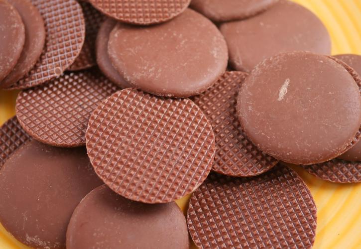 SOS από τον μεγαλύτερο παραγωγό σοκολάτας στον κόσμο - Κατακρημνίζεται η τιμή του κακάο