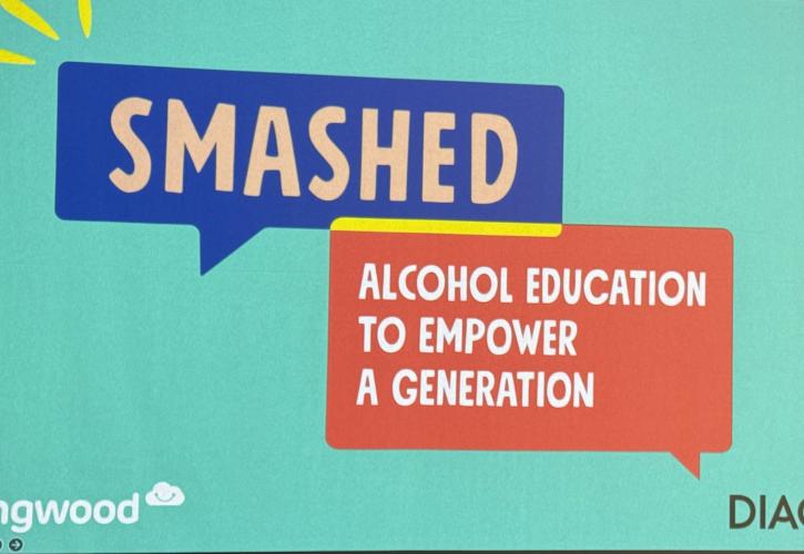 Τέταρτη η Ελλάδα στην κατανάλωση αλκοόλ στους ανήλικους- Τι προσφέρει το πρόγραμμα «smashed» στα σχολεία