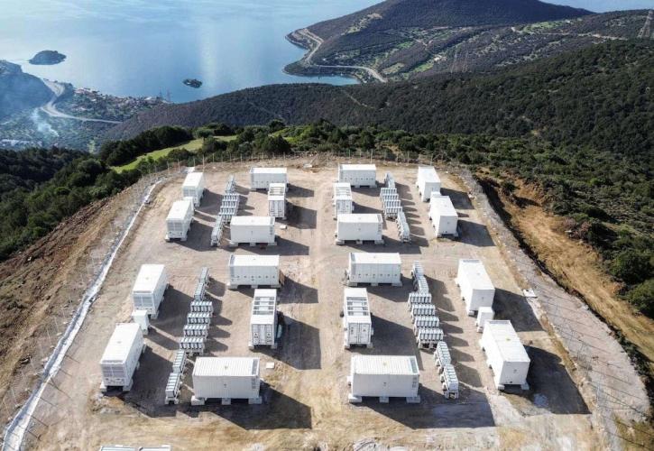 MORE: Σε λειτουργία τρία από τα πρώτα έργα αποθήκευσης ηλεκτρικής ενέργειας στην Ελλάδα