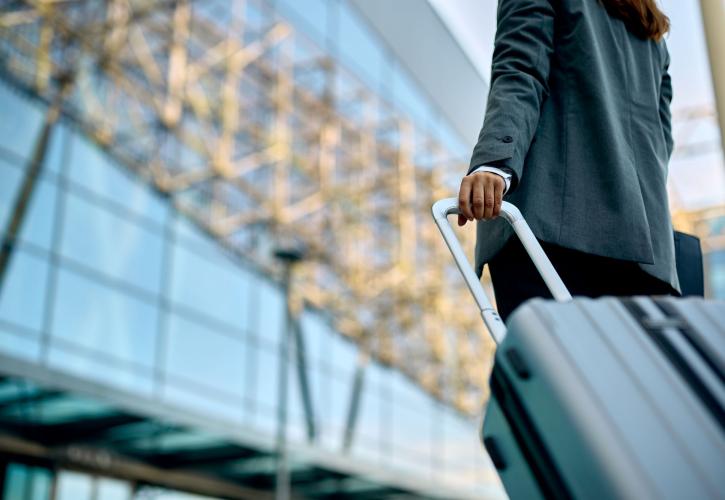 Τουρισμός: Ακρίβεια και γεωπολιτική ανασφάλεια προβληματίζουν αλλά δεν ανακόπτουν τα ταξίδια