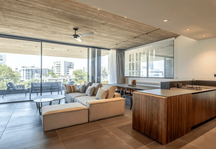 Η Golden Age Capital απέκτησε πλειοψηφική συμμετοχή στη Moving Doors