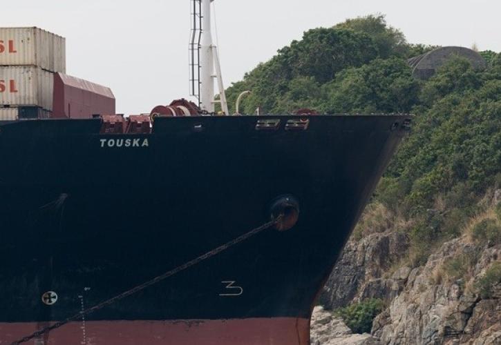 Σε τεντωμένο σxοινί οι συνομιλίες ΗΠΑ και Ιράν – Αντίποινα για το αμερικανικό ρεσάλτο σε ιρανικό πλοίο υπόσχεται η Τεχεράνη