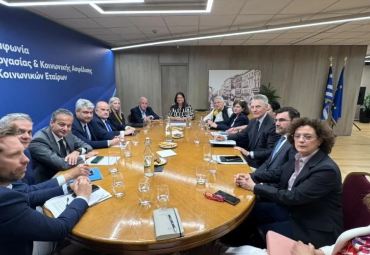 Υπ. Εργασίας: Συνεχίζεται ο διάλογος για ενίσχυση της αρχής της ίσης αμοιβής ανδρών - γυναικών