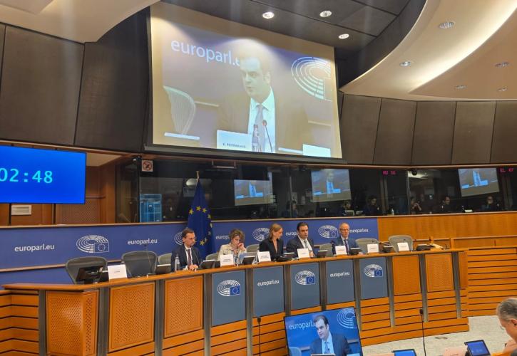 Πιερρακάκης: «Η Ευρώπη να περάσει από την ανθεκτικότητα στην επίθεση»