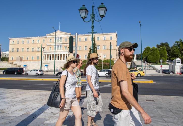 Τα επαγγέλματα της επόμενης 10ετίας στην Ελλάδα: Οι 5 κλάδοι με μισθούς άνω των 2.000 ευρώ