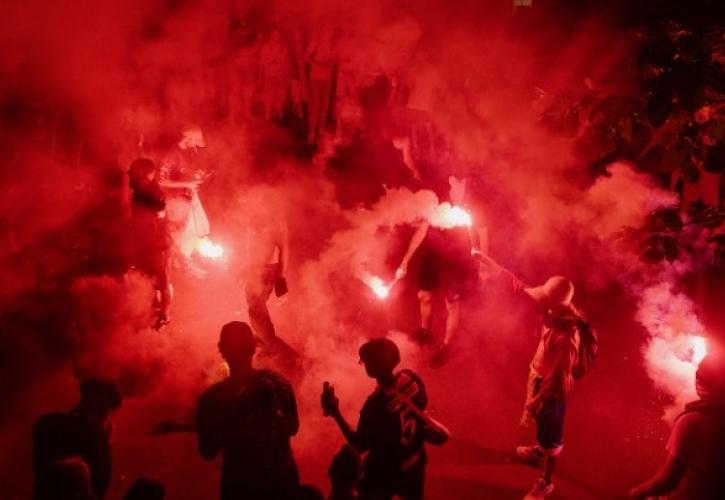 Ένας νεκρός και 219 τραυματισμοί από τις ταραχές στη Γαλλία μετά τη νίκη της Παρί Σεν Ζερμέν
