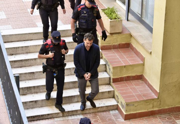 Mango: Ο κατηγορούμενος γιος του ιδρυτή παραιτείται από τη διοίκηση - Αρνείται τις κατηγορίες