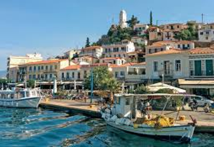 Ηνωμένα Αραβικά Εμιράτα: Επένδυση 11 εκατ. ευρώ στον Πόρο για καθαρή ενέργεια και ηλεκτροκίνηση