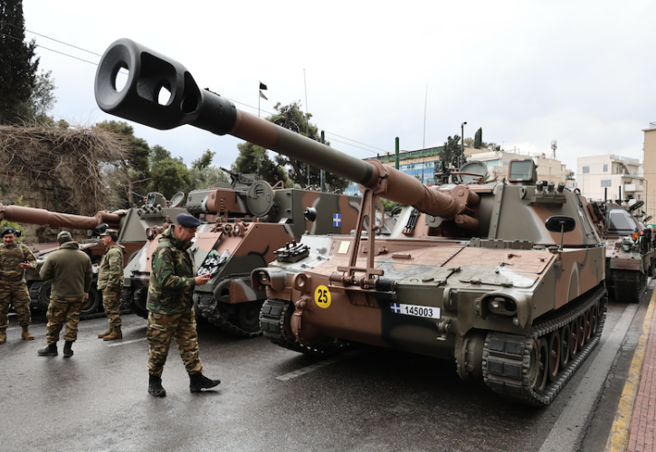 Αμυντική βιομηχανία: Το στοίχημα του 25% και η μάχη των ελληνικών ομίλων για τα νέα εξοπλιστικά
