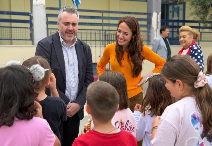 Μιχαηλίδου: «Στην Αίγινα τα σχολικά γεύματα φτάνουν πλέον σε όλα τα δημοτικά σχολεία»