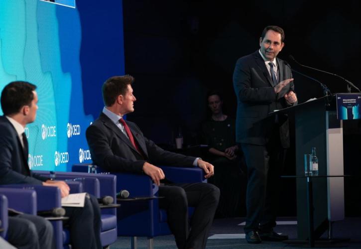 Πετραλιάς: «Η Ελλάδα επιτυχημένο παράδειγμα δημοσιονομικής πολιτικής»