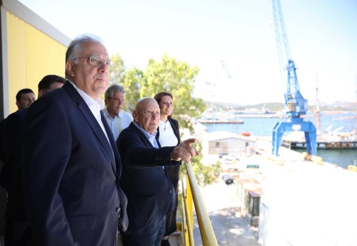 Θεοδωρικάκος: «Εθνικό στοίχημα η ναυπηγική βιομηχανία για την παραγωγική Ελλάδα»