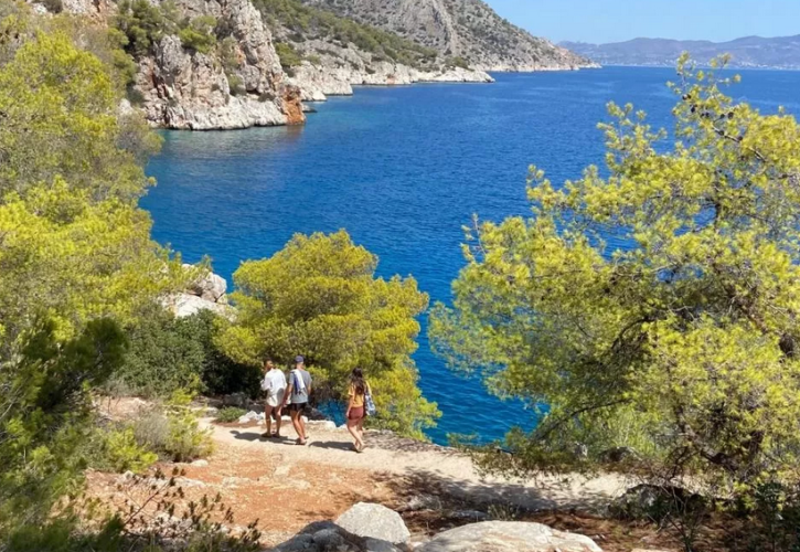 Αγκίστρι: Η ιδανική εκδρομή για τις πρώτες βουτιές