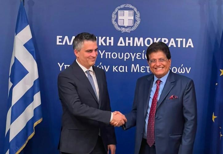 Τετ α τετ Δήμα με τον Ινδό υπουργό Εμπορίου και Βιομηχανίας