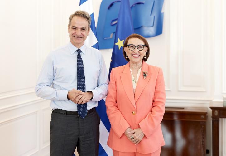 Συνάντηση Μητσοτάκη με την υποψήφια για τη θέση του γγ του ΟΗΕ Ρ. Γκρίνσπαν