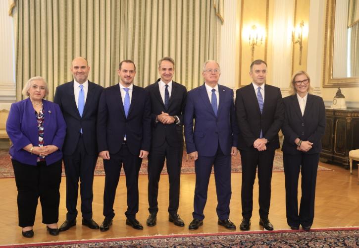 Ορκίσθηκαν παρουσία του Πρωθυπουργού τα νέα μέλη της κυβέρνησης