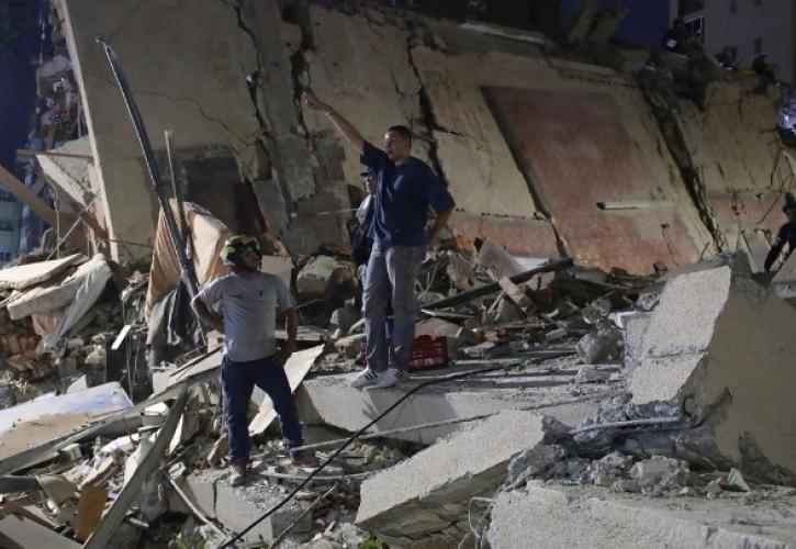Διπλός ισχυρός σεισμός 7,2 και 7,5 Ρίχτερ στη Βενεζουέλα - Καταστροφές στο Καράκας