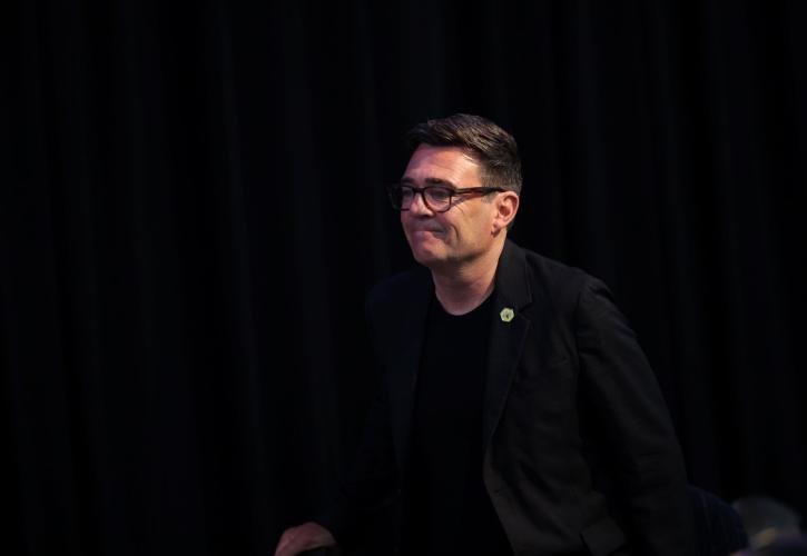 Άντι Μπέρναμ: Ο πρώτος Βρετανός Πρωθυπουργός που στηρίζει την επιστροφή των γλυπτών του Παρθενώνα