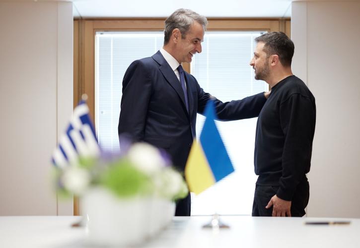 Τετ α τετ Μητσοτάκη - Ζελένσκι στις Βρυξέλλες