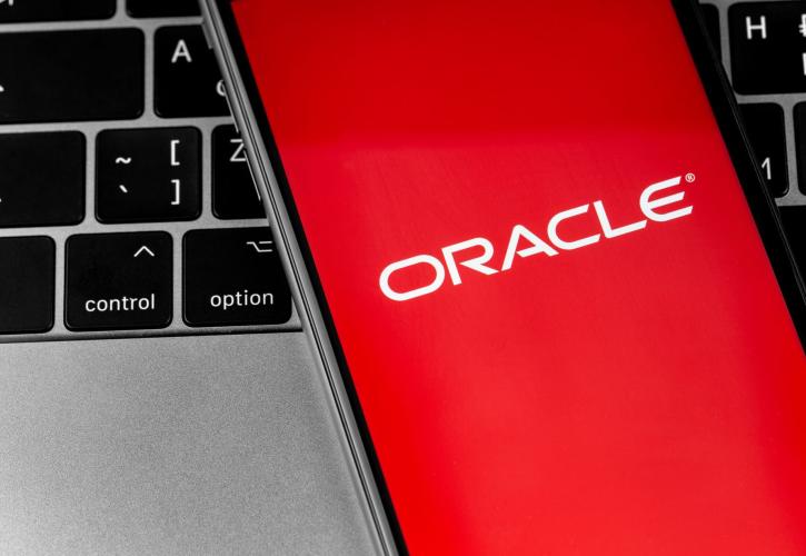 Oracle: Απογοήτευσαν οι νέες δαπάνες για AI - Πτώση για τη μετοχή
