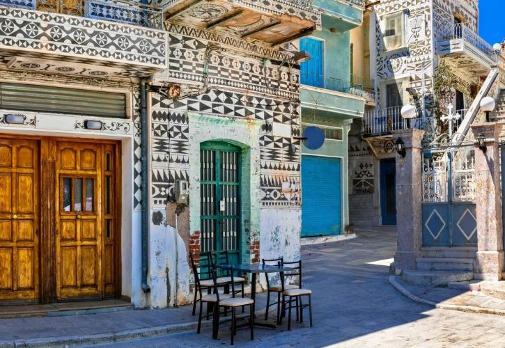 Το «ζωγραφιστό χωριό» της Ελλάδας που μαγεύει επισκέπτες από όλο τον κόσμο