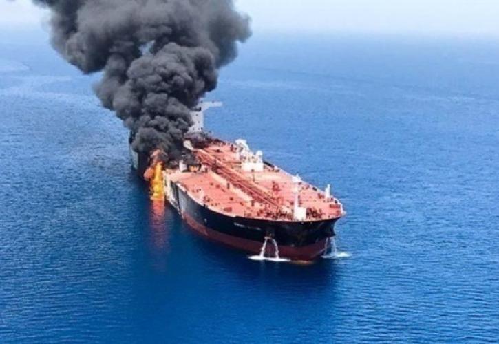 Πυρκαγιά σε φορτηγό πλοίο στη Μαύρη Θάλασσα έπειτα από πλήγμα ρωσικού drone - Ένας νεκρός