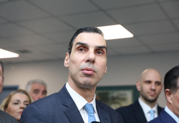 Θεμιστοκλέους: «Μέσα στους επόμενους μήνες ενισχύεται το ΕΚΑΒ με επιπλέον 250 νέα ασθενοφόρα»