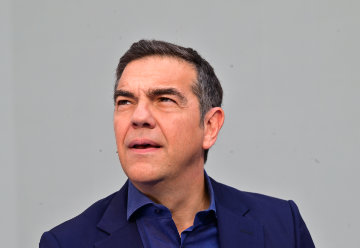 Τα πολιτικά δώρα στη ΝΔ - Τι κάνει νιάου νιάου στα κεραμίδια της ΕΛΑΣ - Η «σιωπηλή μεταρρύθμιση»