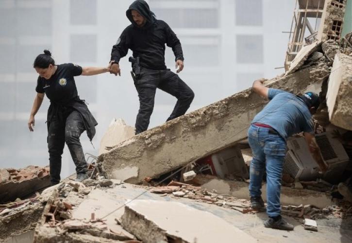 Βενεζουέλα: Στους 2.645 ο απολογισμός των νεκρών απ' τους φονικούς σεισμούς