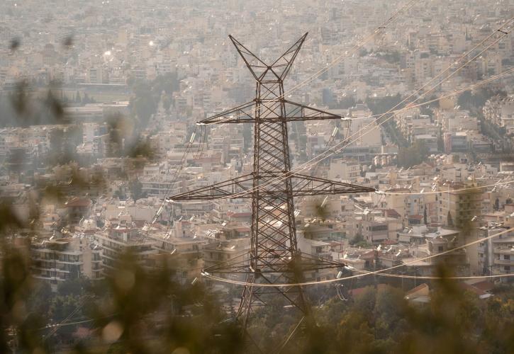 Ρεύμα: «Τσιμπάνε» ξανά οι τιμές χονδρικής - Πώς επηρεάζει ο καύσωνας την Ευρώπη
