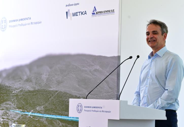 Μητσοτάκης: «Ο τριπλός κόμβος Σκαραμαγκά θα αλλάξει τη Δυτική Αττική» - Έπεσαν οι υπογραφές