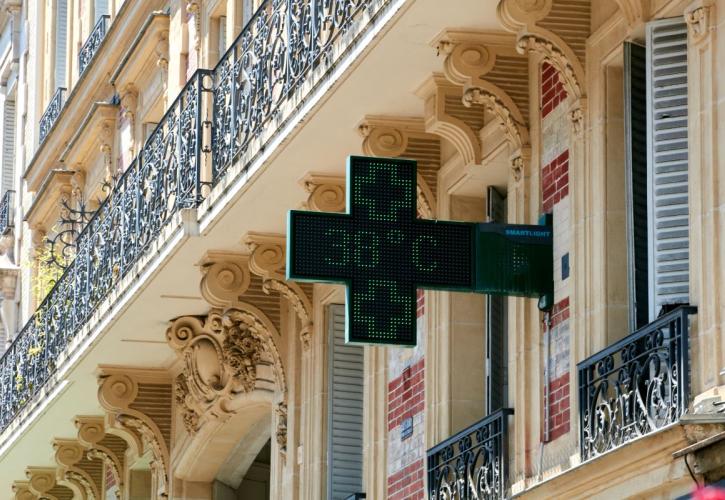 Χαμός στη Γαλλία λόγω καύσωνα - Προσφορές σε κλιματιστικά «άναψαν τα αίματα»