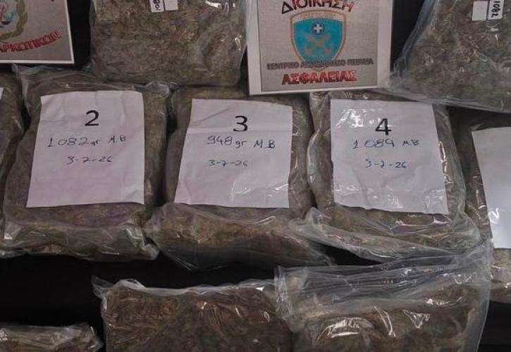 Εντοπίστηκαν πάνω από 10,5 κιλά κάνναβης σε πλοίο για τα Δωδεκάνησα