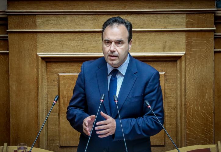 Εντός του καλοκαιριού η ψήφιση του ν/σ για απαγόρευση πρόσβασης των ανηλίκων στα social media