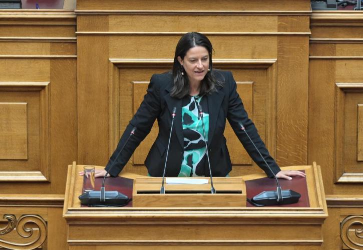 Κεραμέως για συντάξεις χηρείας: Tέλος σε μία 10ετή κοινωνική αδικία - Οι 4 μεγάλες αλλαγές