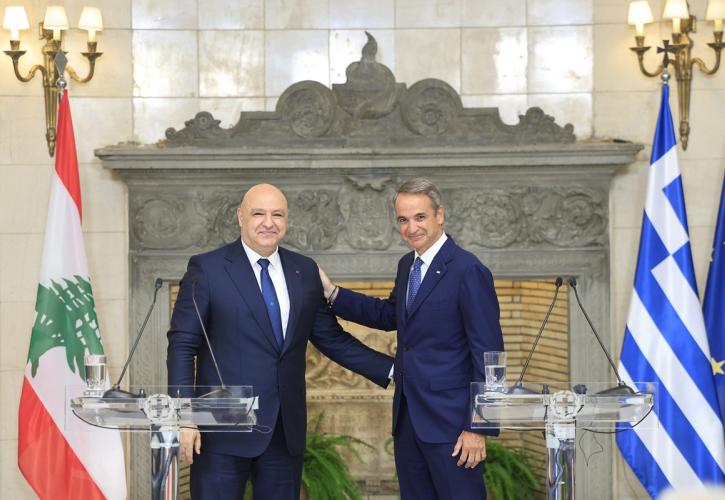 Μητσοτάκης σε πρόεδρο του Λιβάνου: «Η Ελλάδα στέκεται δίπλα σας»