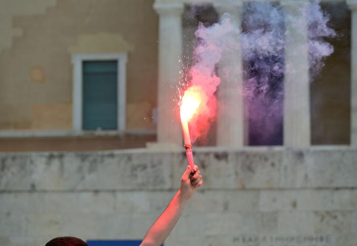ΑΔΕΔΥ: Ο αγώνας για επαναφορά 13ου και 14ου μισθού στο Δημόσιο συνεχίζεται