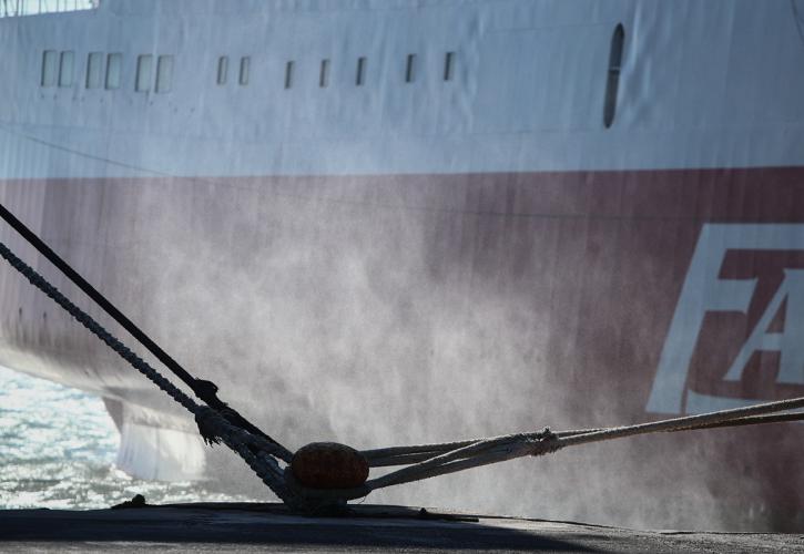 Μετ’ εμποδίων η έξοδος του Δεκαπενταύγουστου λόγω ισχυρών ανέμων