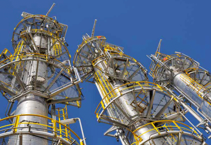 UBS για Motor Oil: Σενάριο για EBITDA 849 εκατ. ευρώ και νέο ιστορικό ρεκόρ