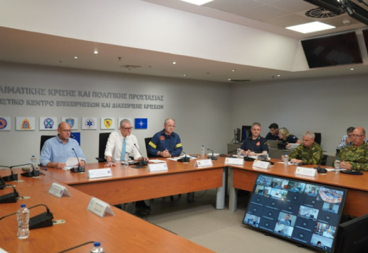 Τουρνάς: «Ιδιαίτερα δύσκολες οι συνθήκες - Αναδιάταξη και ενίσχυση των δυνάμεων λόγω των ισχυρών ανέμων»