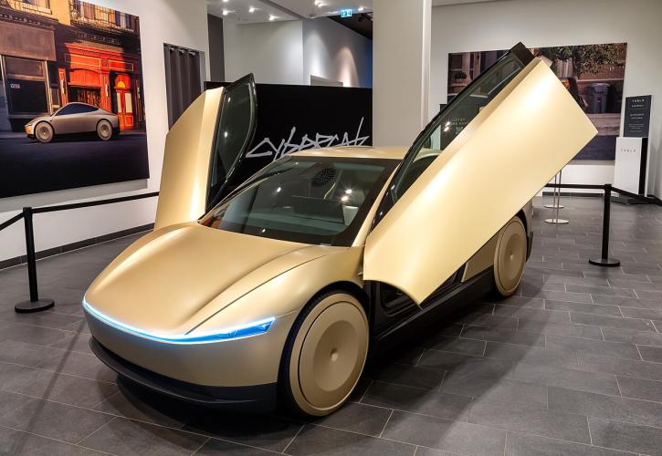 Ανεβάζει στροφές για το Cybercab η Tesla