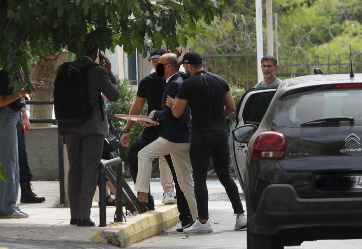 Θάνατος Μαζωνάκη: Προφυλακιστέοι οι γιατροί - Tι είπαν στη μαραθώνια απολογία τους